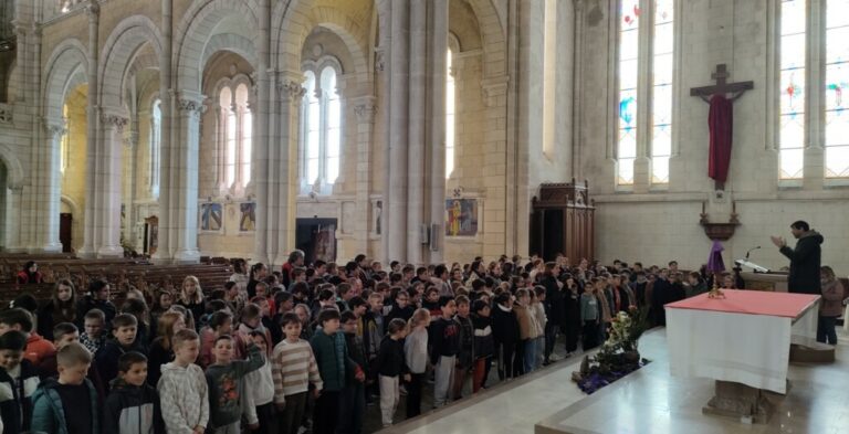 Célébration pascale CECM